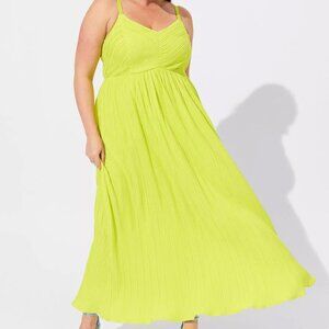 NWOT Torrid Maxi Plisse Pleated Dress 4X